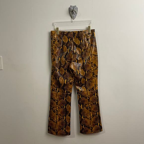 Urban Outfitters 6 snakeskin flare pants metallic black yellow mid rise animal - Picture 5 of 7